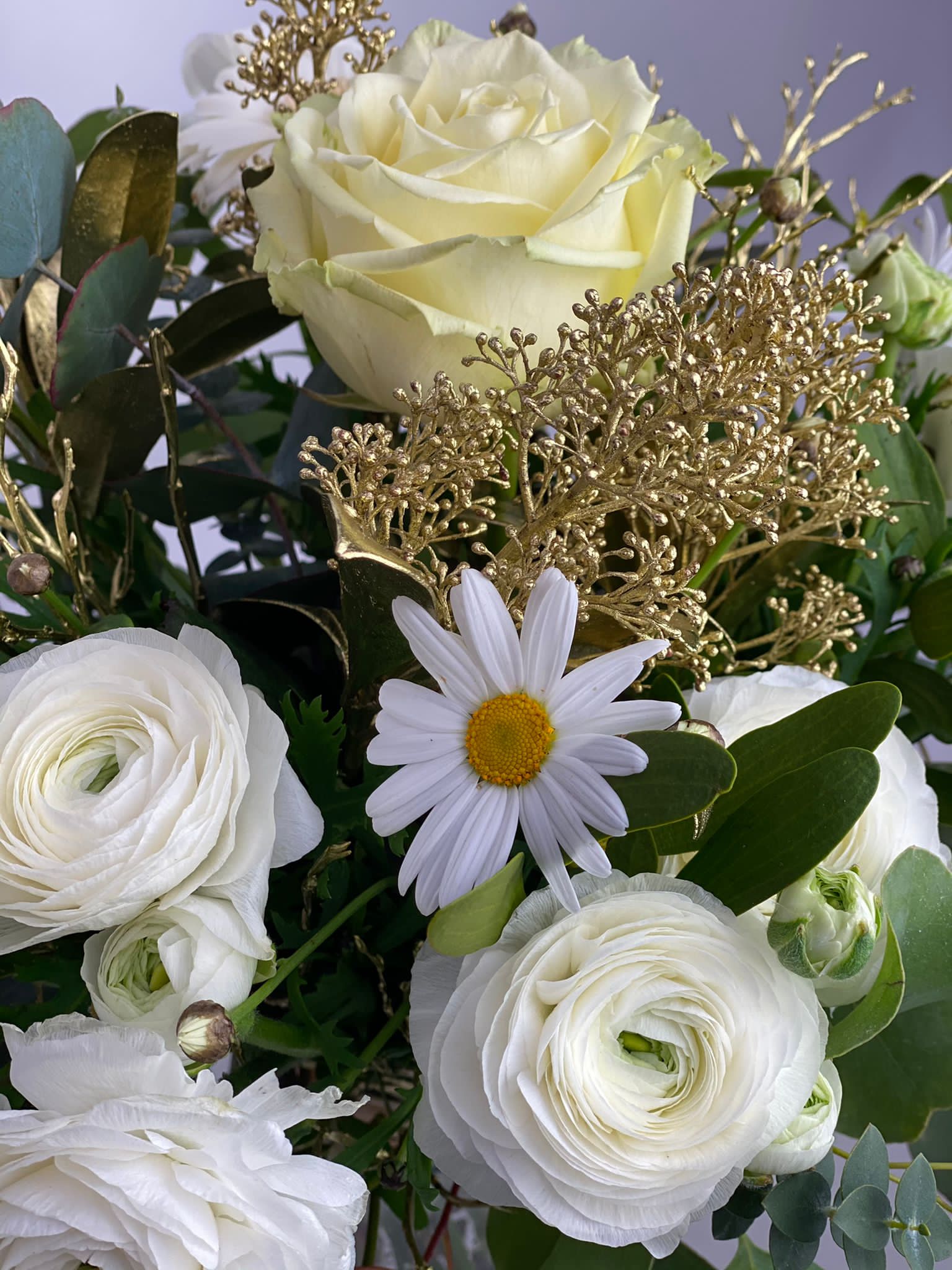 Bouquet blanc doré – Image 2